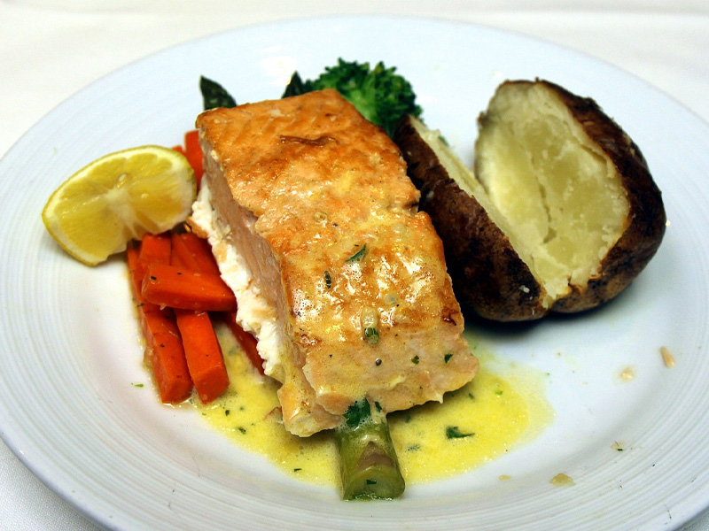 salmon with lemon butter sauce